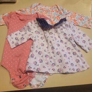 3 pc Baby girl bundle. 3 Month size.